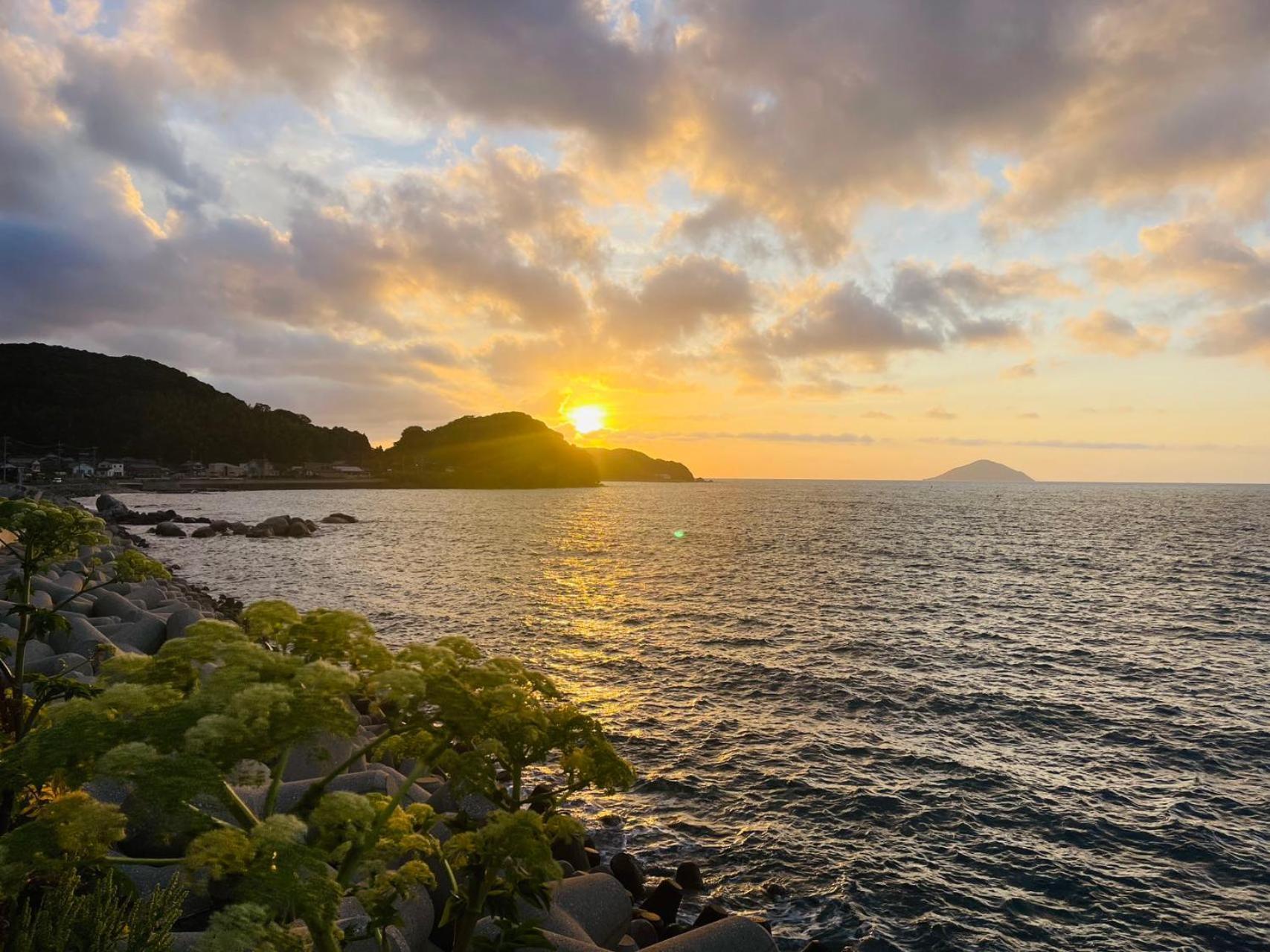 伊都山海渓 Itoshima Buitenkant foto
